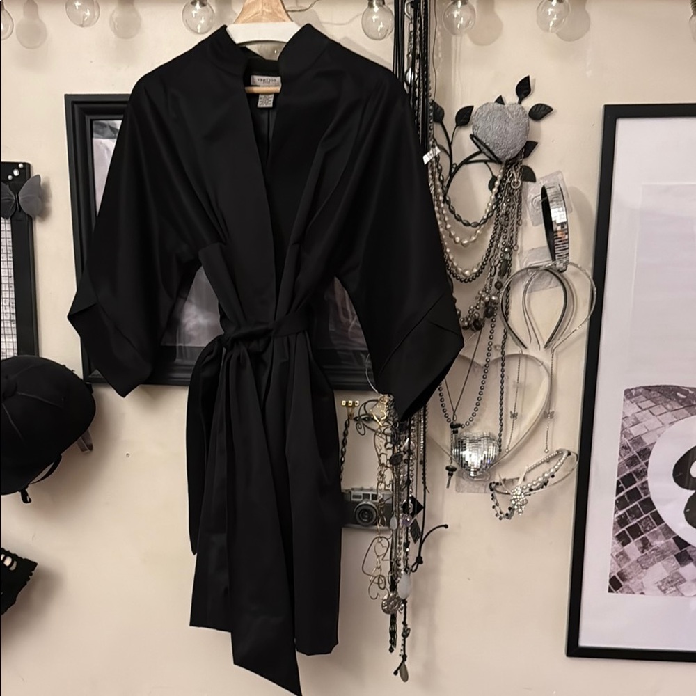 Vertigo Paris Black Robe/trench coat.